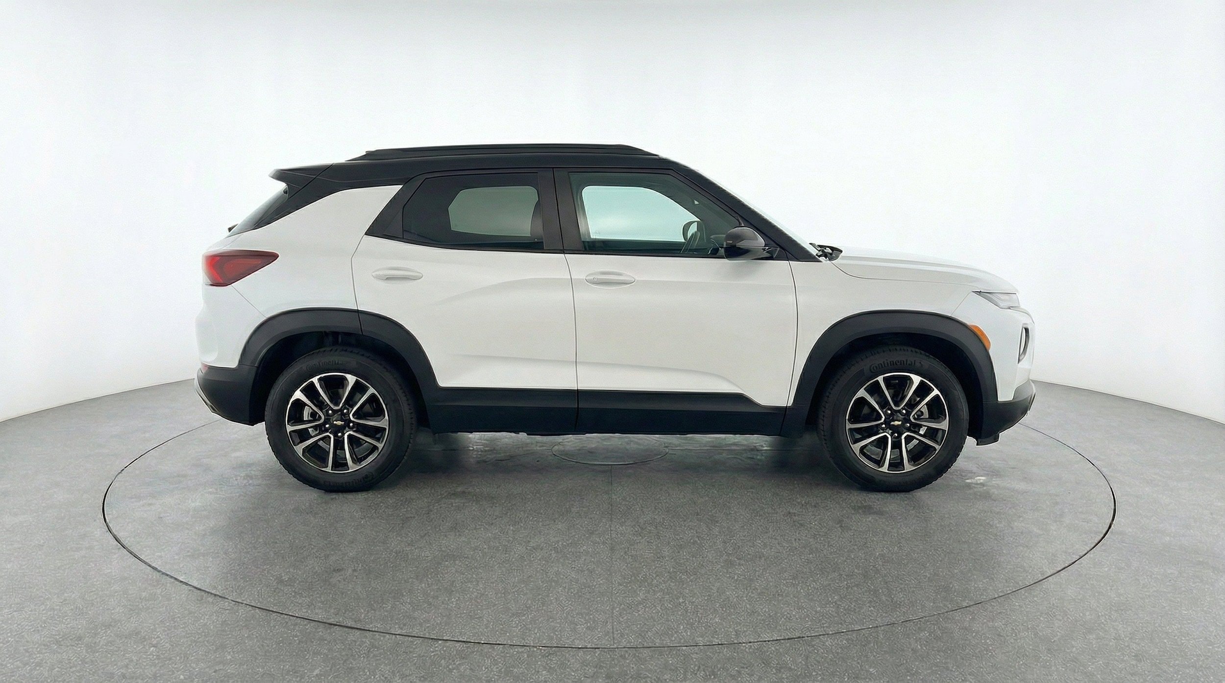 Thumbnail: 2025 Chevrolet TrailBlazer - 11