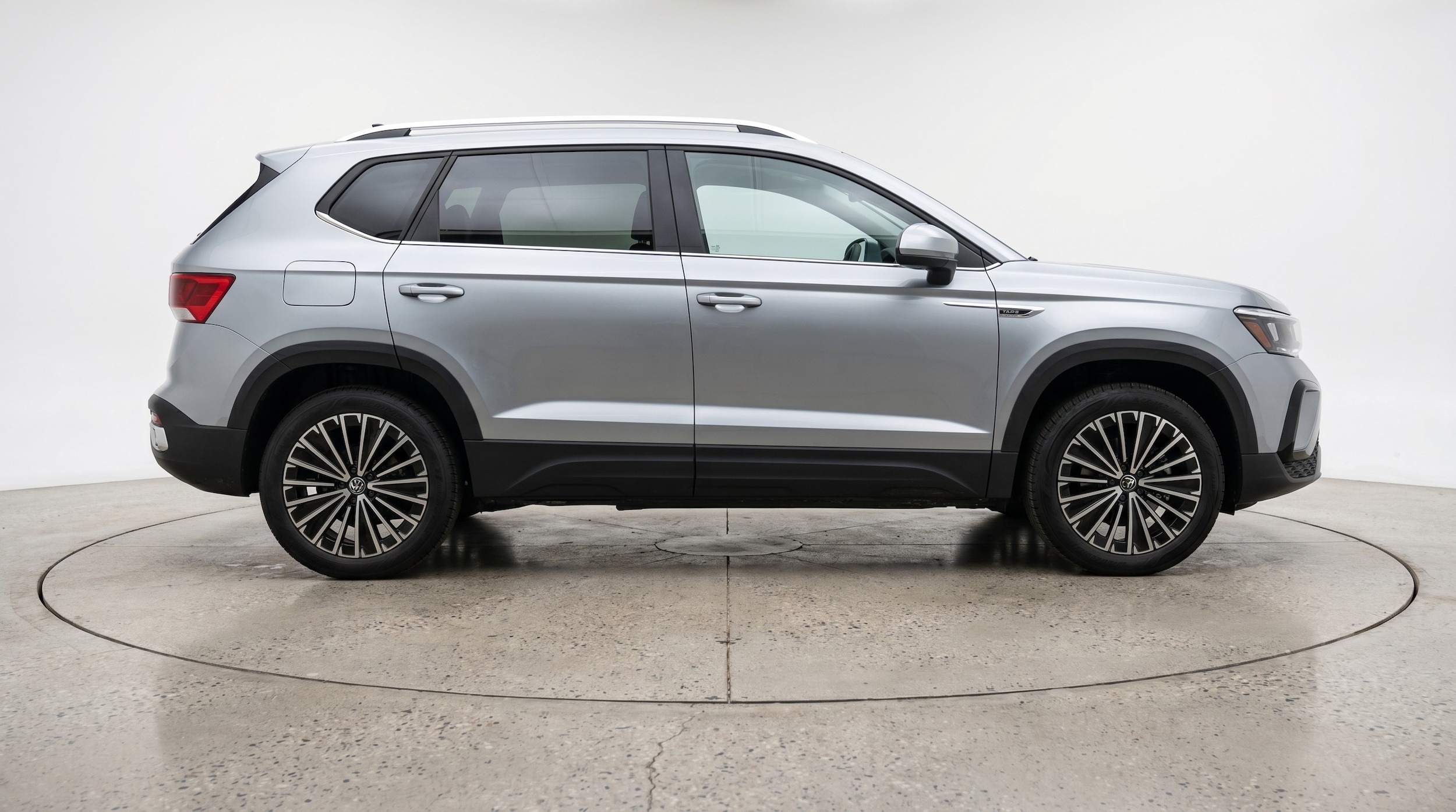 Thumbnail: 2025 Volkswagen Taos - 8