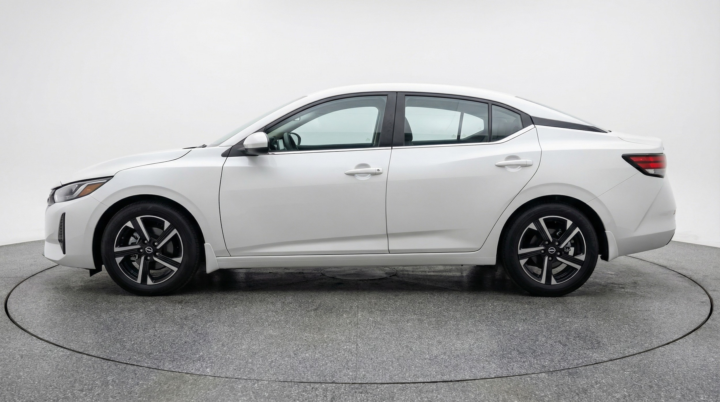 Thumbnail: 2025 Nissan Sentra - 4