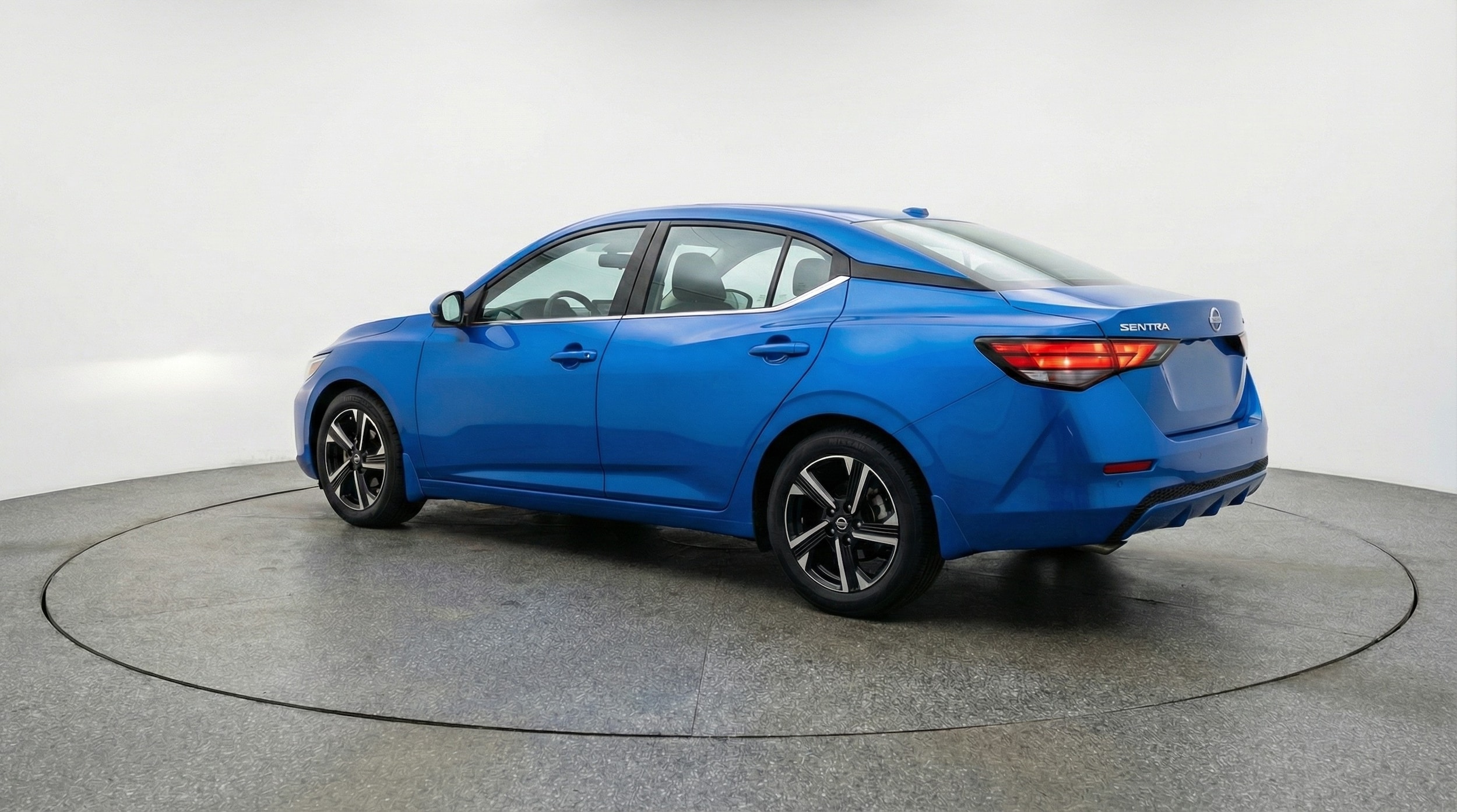 Thumbnail: 2025 Nissan Sentra - 5