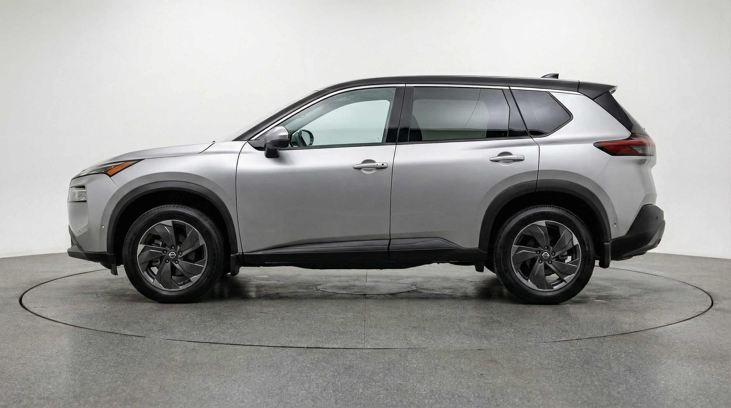 Thumbnail: 2025 Nissan Rogue - 4