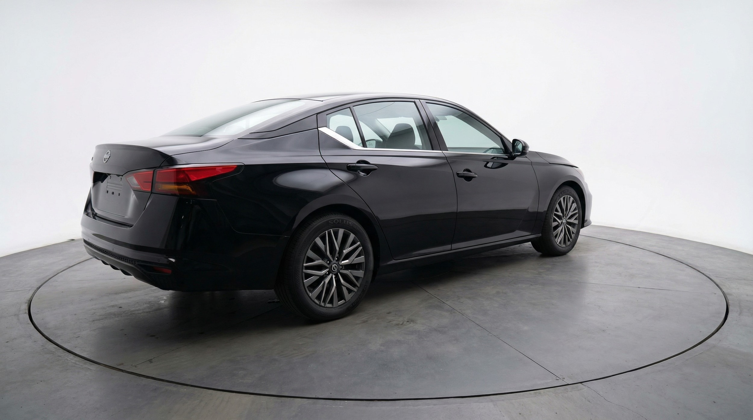 Thumbnail: 2025 Nissan Altima - 7