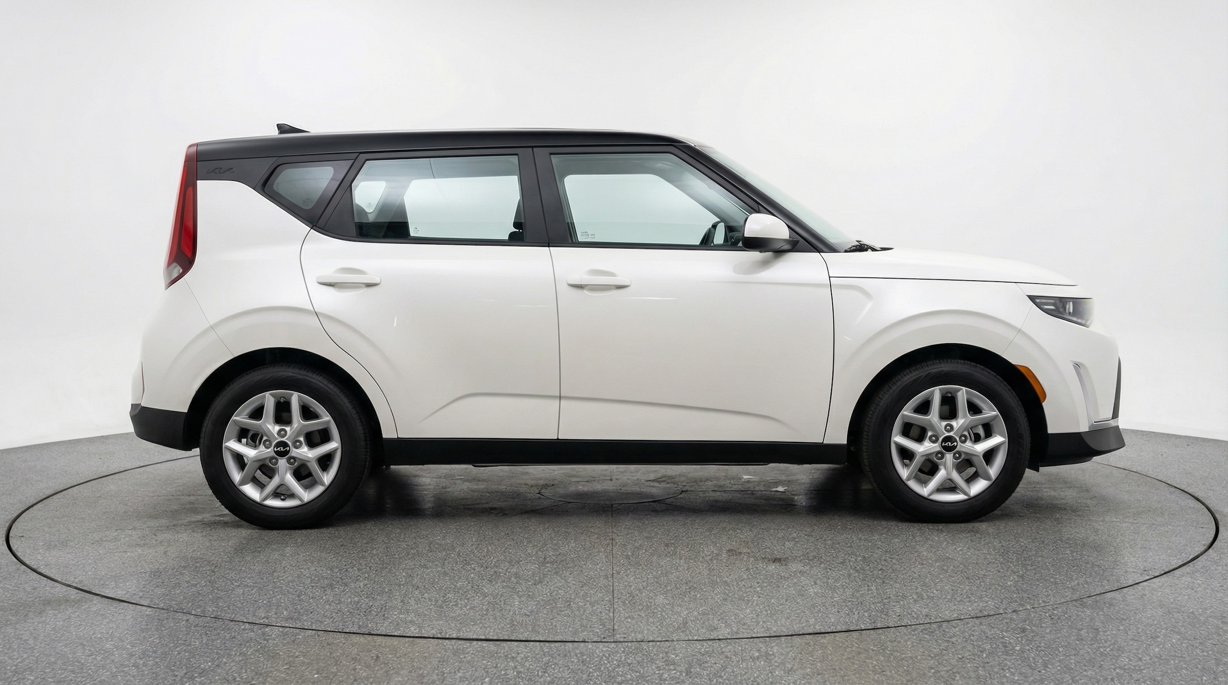 Thumbnail: 2025 Kia Soul - 8