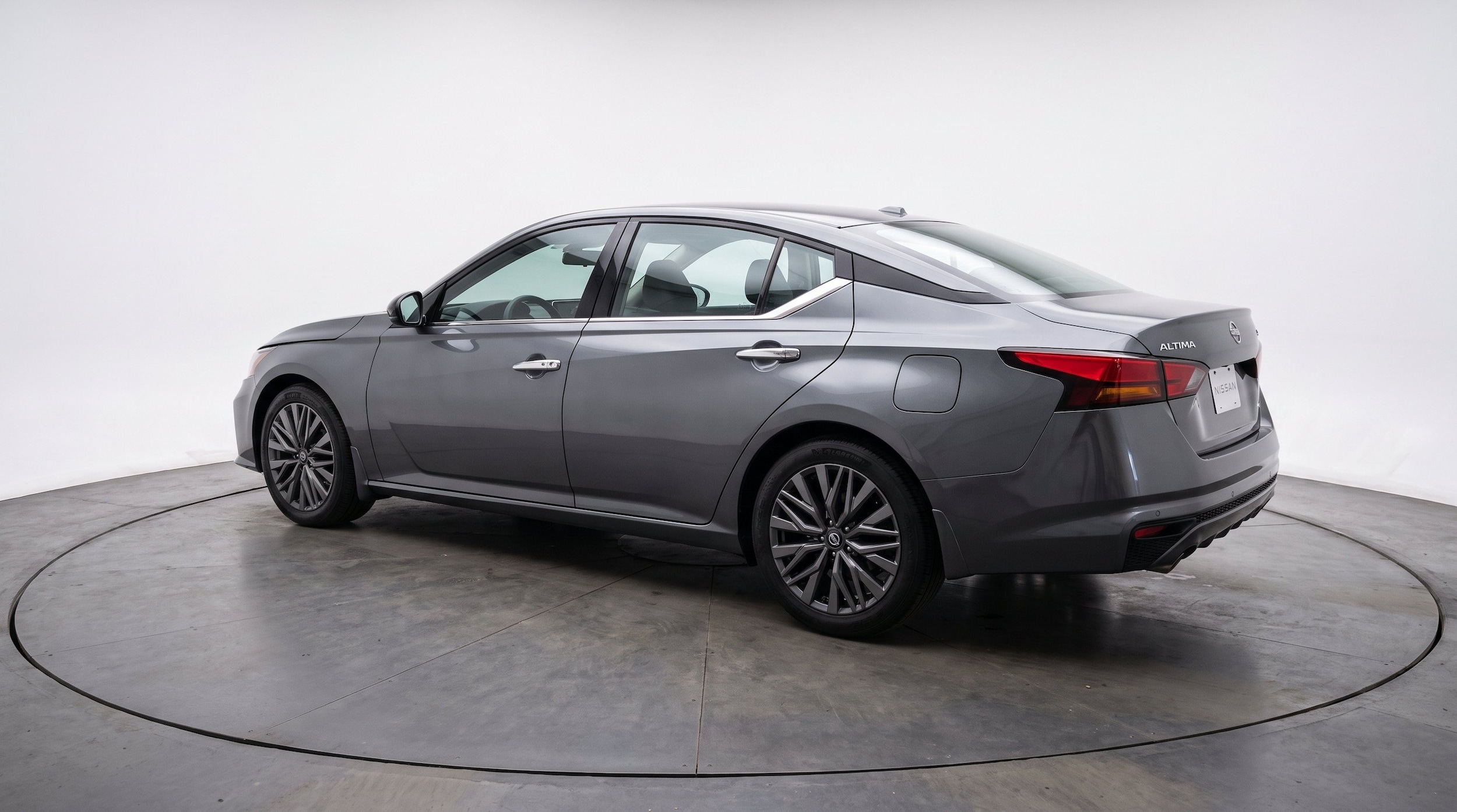 Thumbnail: 2025 Nissan Altima - 6