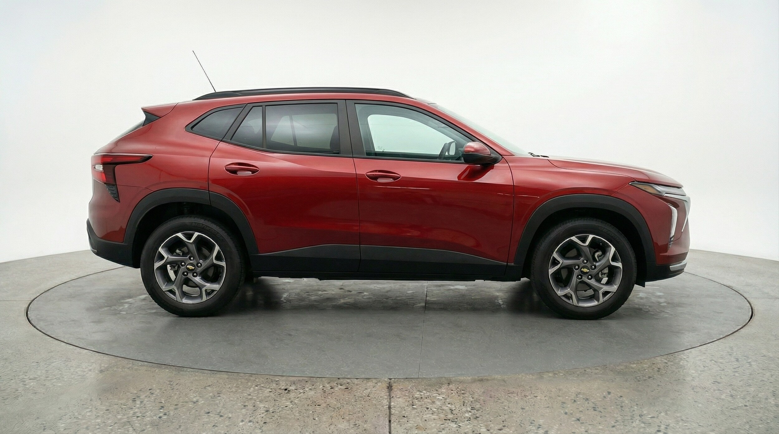 Thumbnail: 2025 Chevrolet Trax - 8