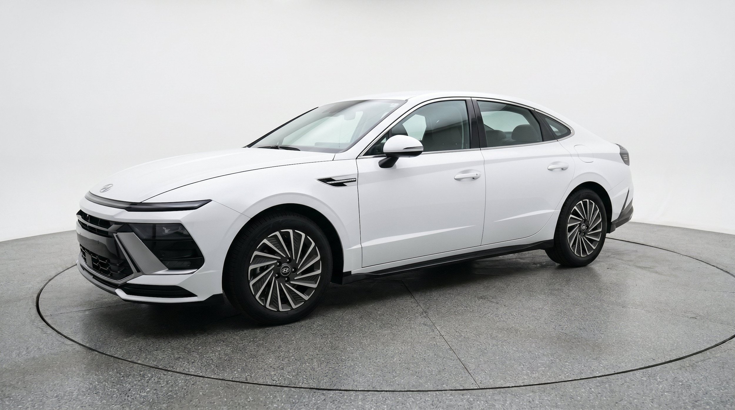 Thumbnail: 2025 Hyundai Sonata - 3