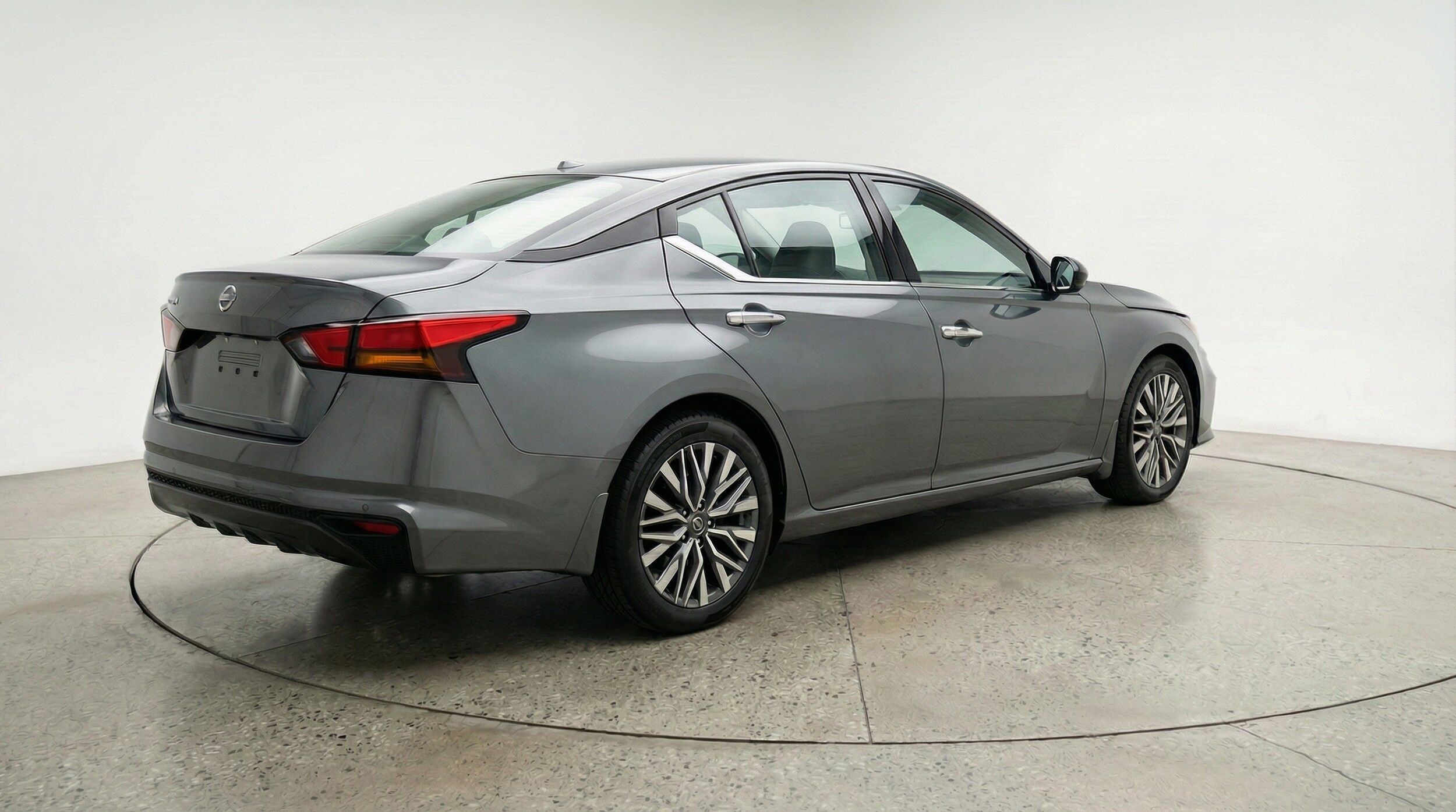 Thumbnail: 2025 Nissan Altima - 7