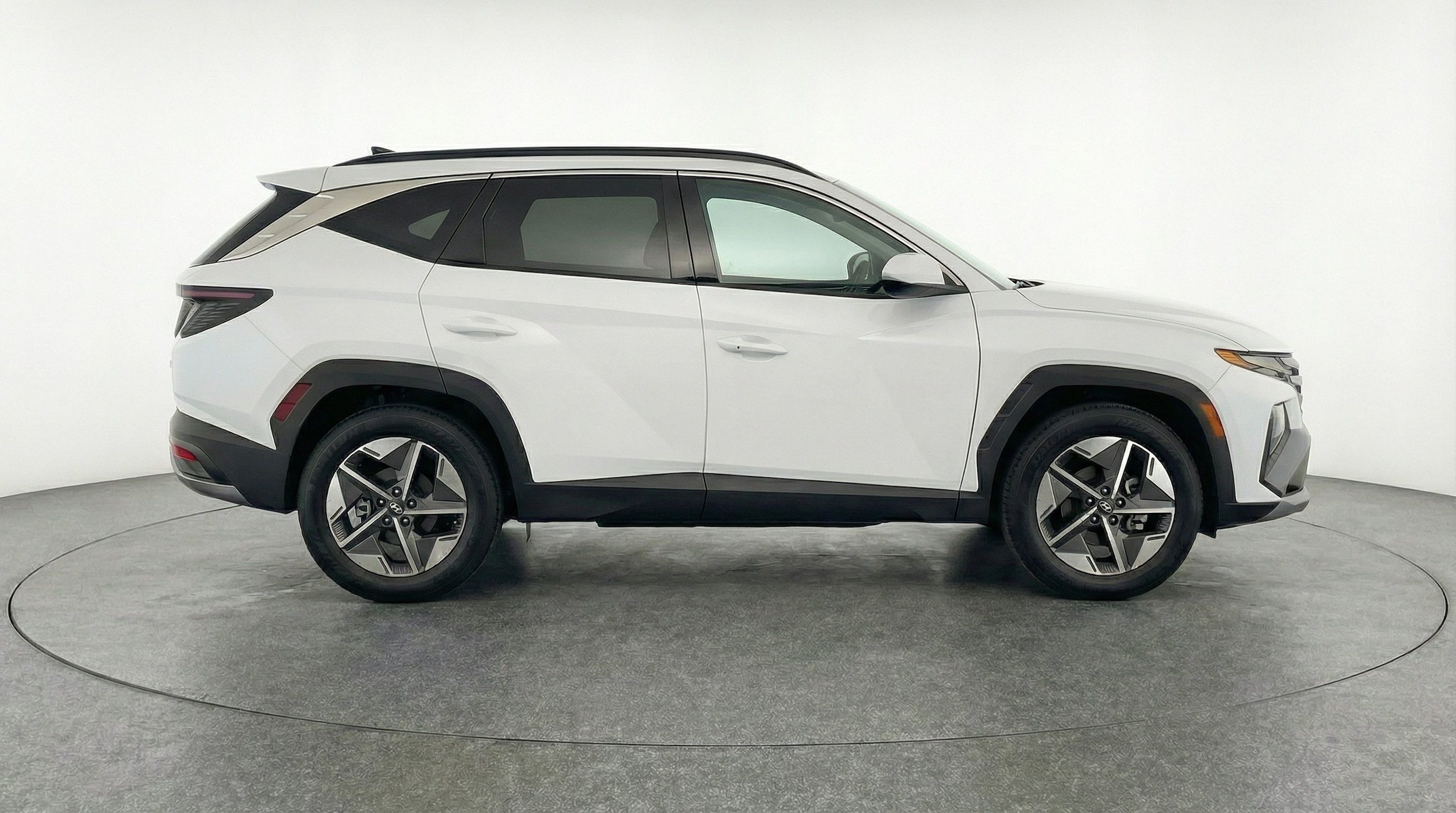 Thumbnail: 2025 Hyundai Tucson - 8