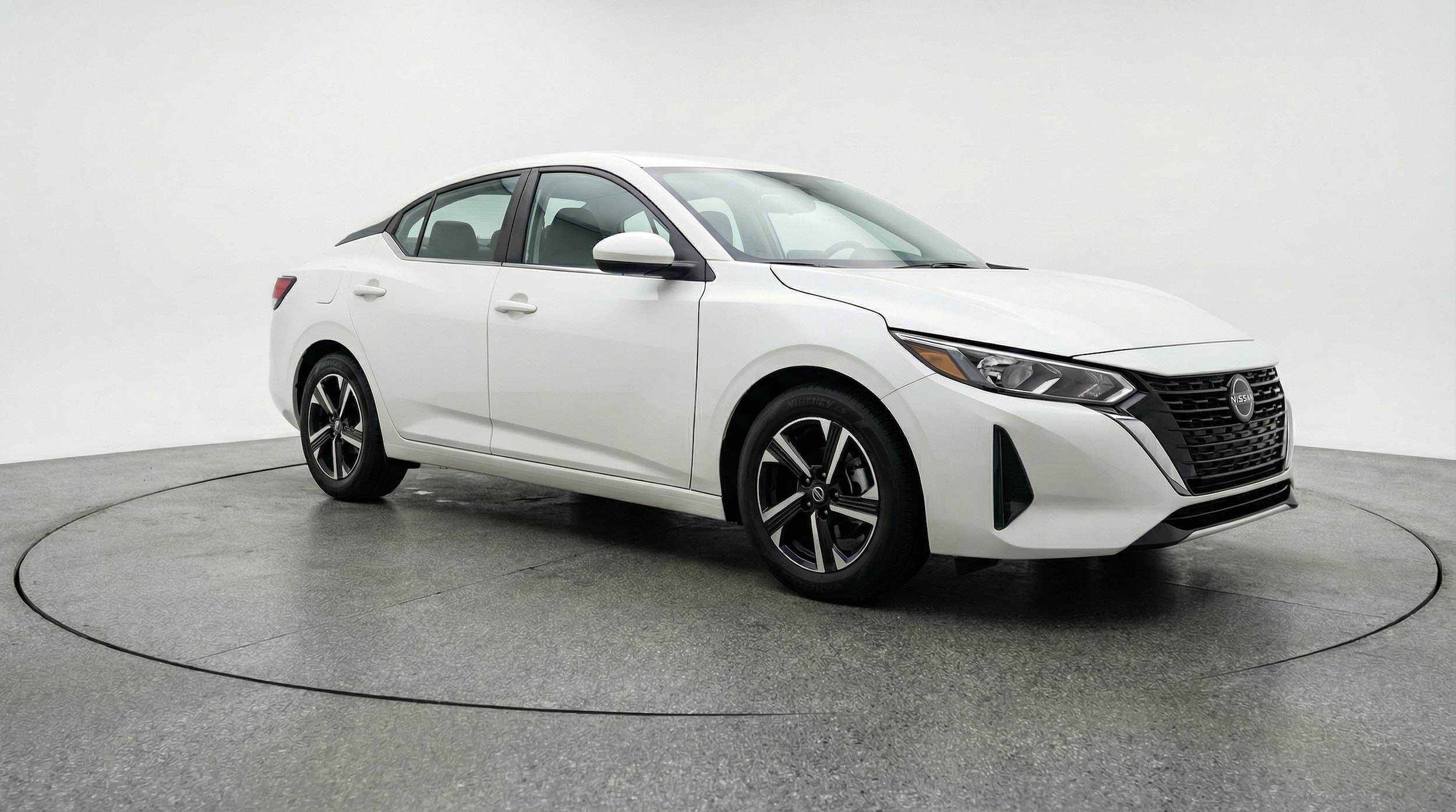 Thumbnail: 2025 Nissan Sentra - 1