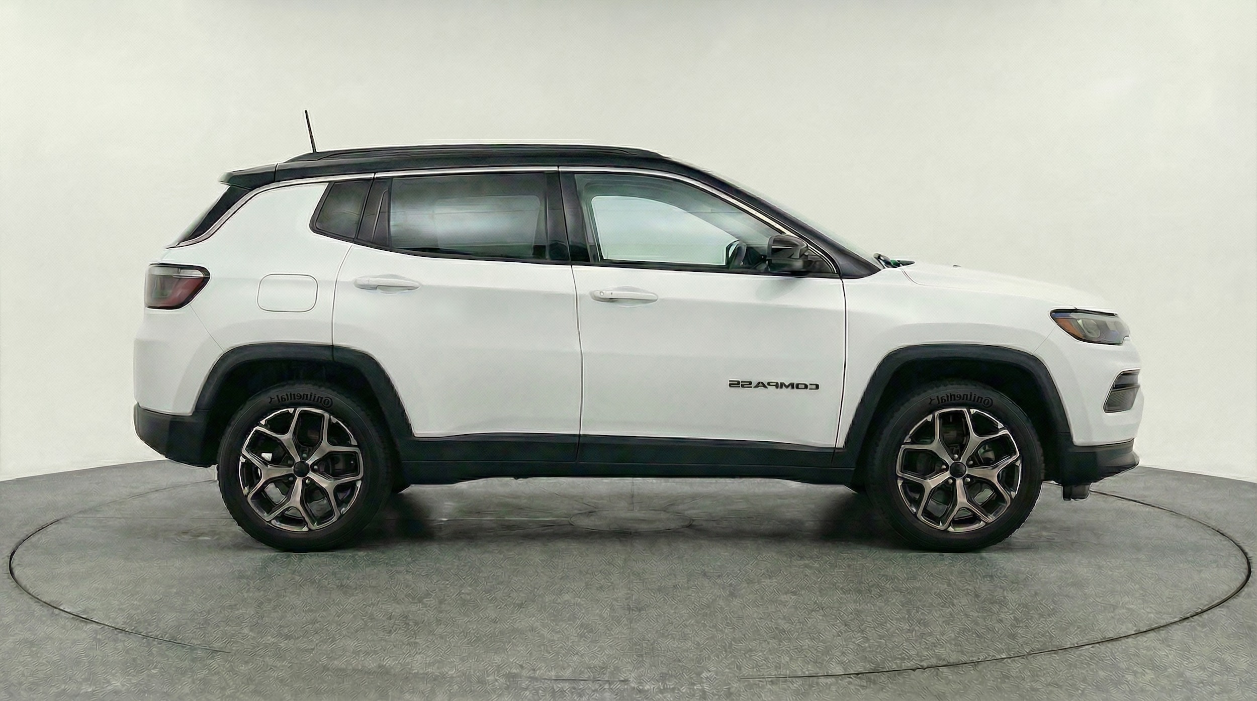 Thumbnail: 2025 Jeep Compass - 8