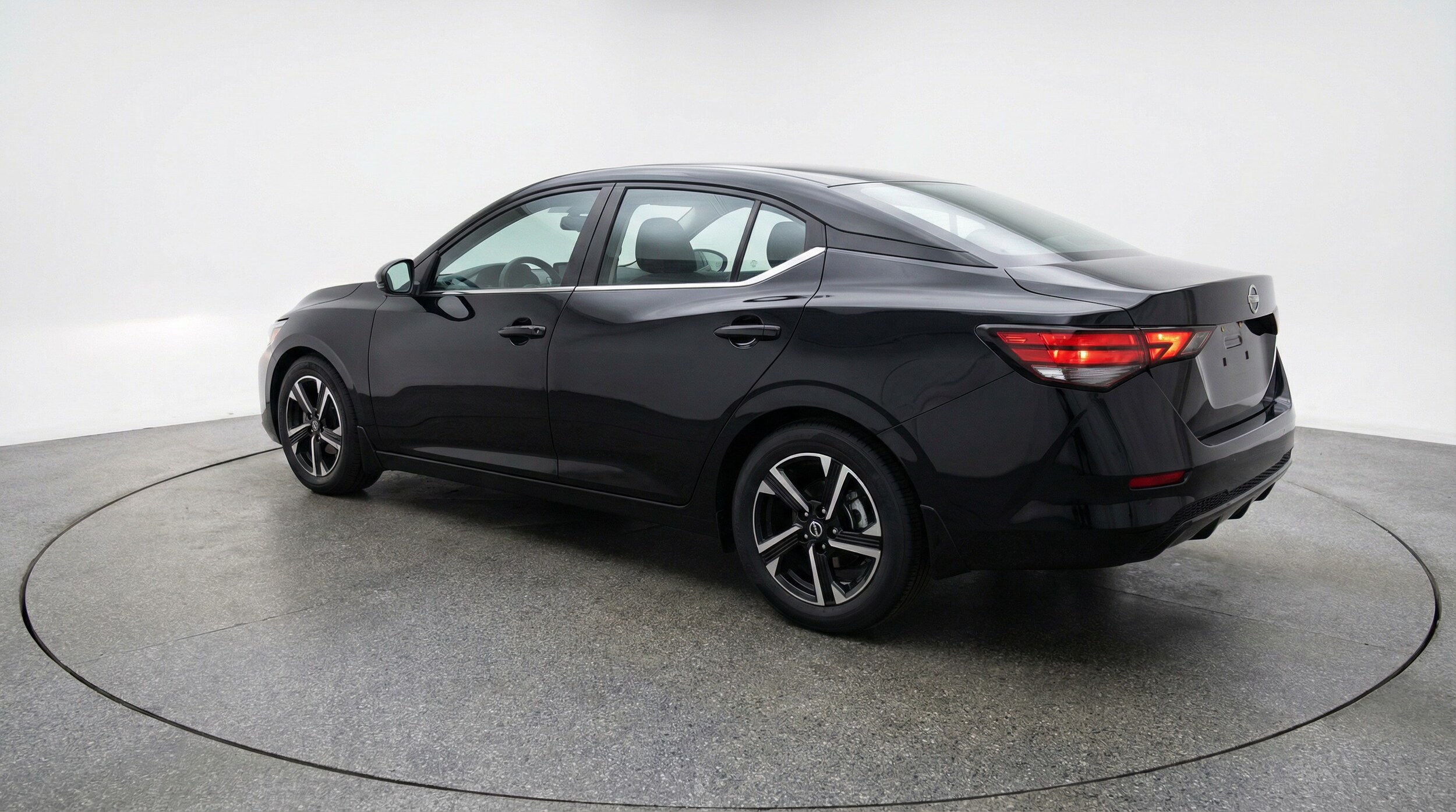 Thumbnail: 2025 Nissan Sentra - 5