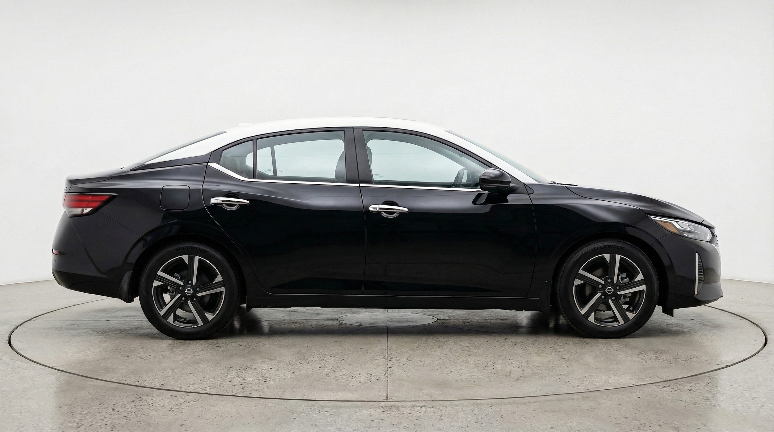 Thumbnail: 2025 Nissan Sentra - 8