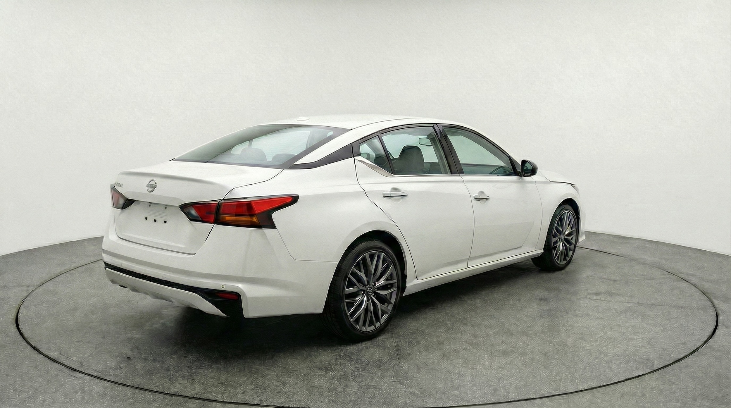 Thumbnail: 2025 Nissan Altima - 7