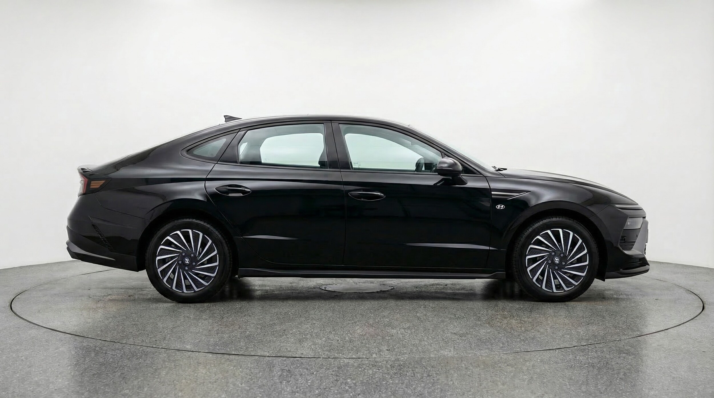 Thumbnail: 2025 Hyundai Sonata - 8