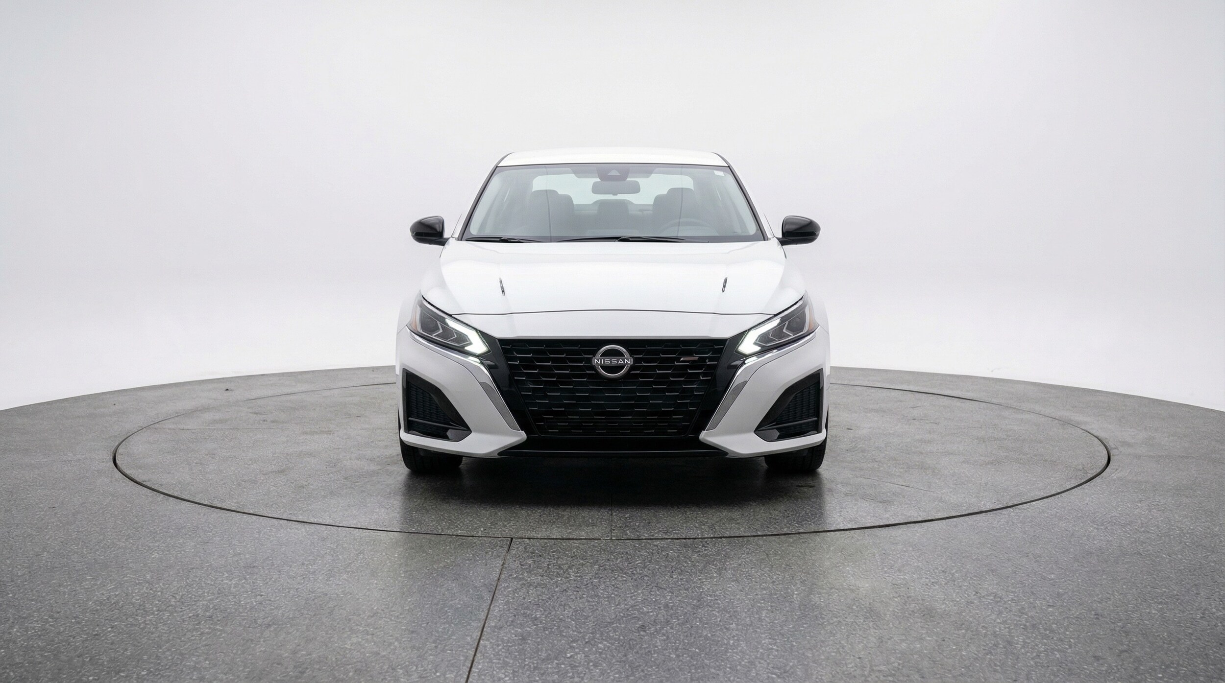 Thumbnail: 2025 Nissan Altima - 2