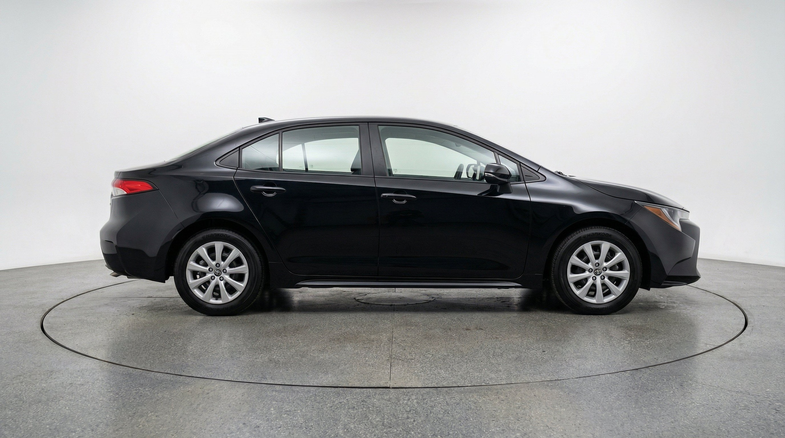 Thumbnail: 2025 Toyota Corolla - 11