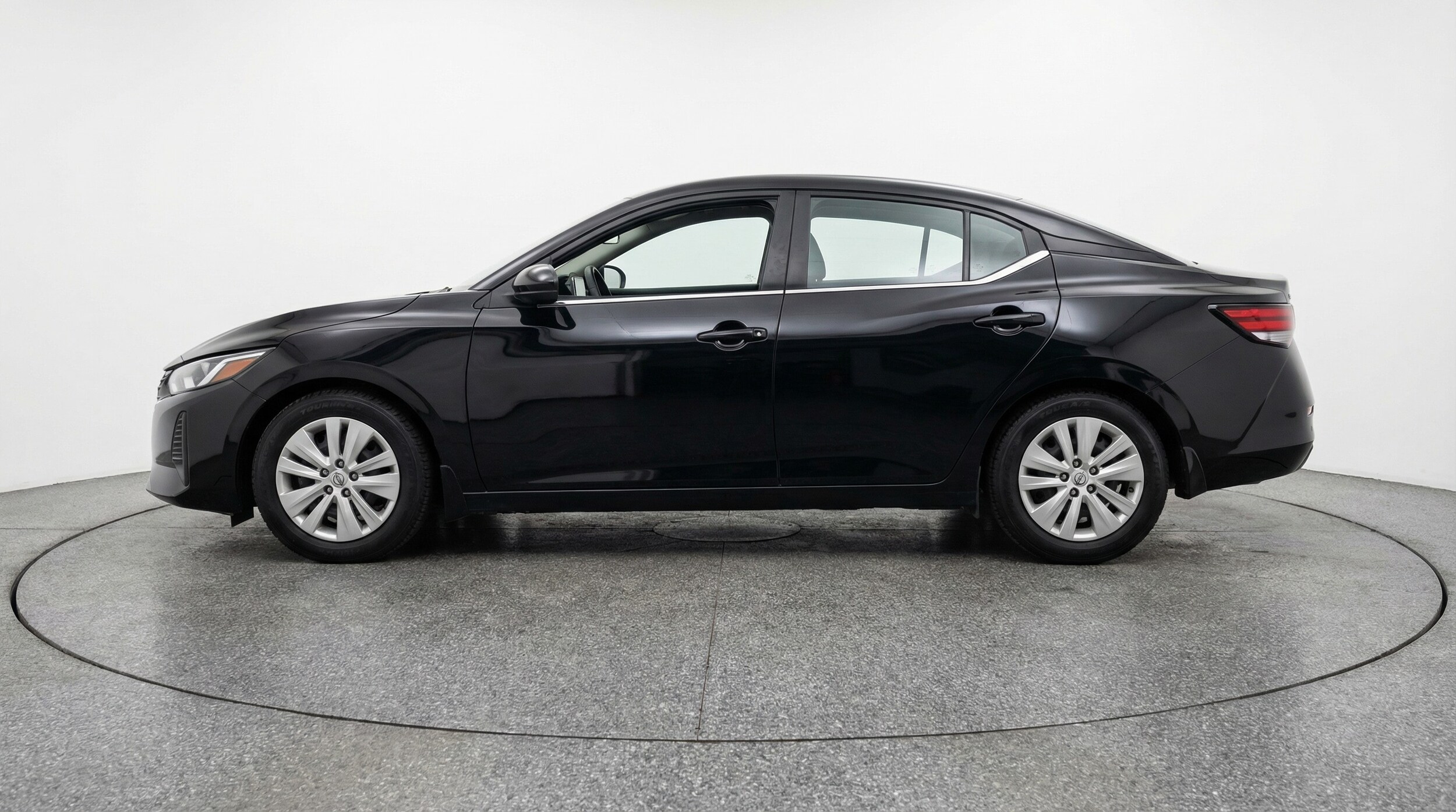 Thumbnail: 2025 Nissan Sentra - 4