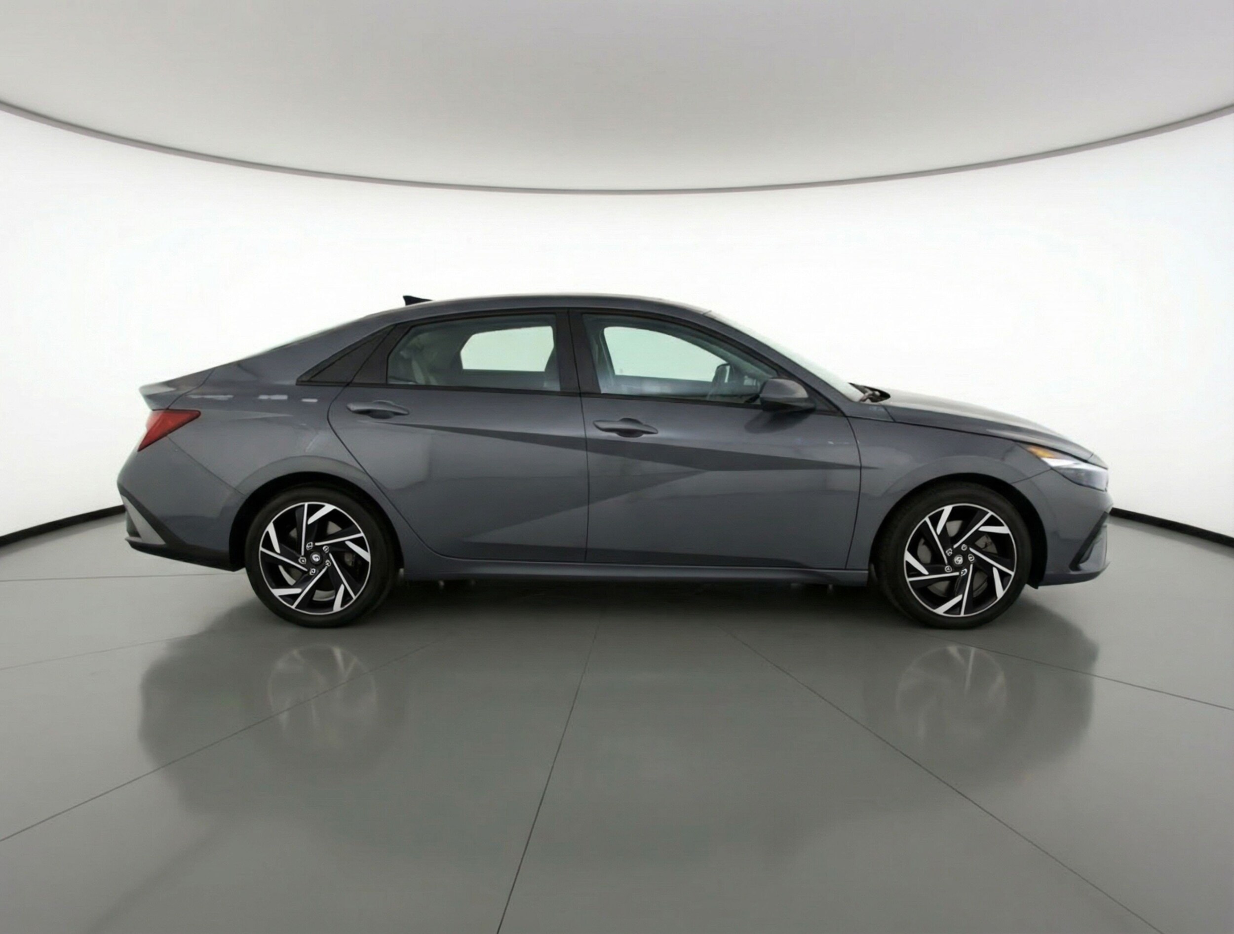 Thumbnail: 2025 Hyundai Elantra - 11