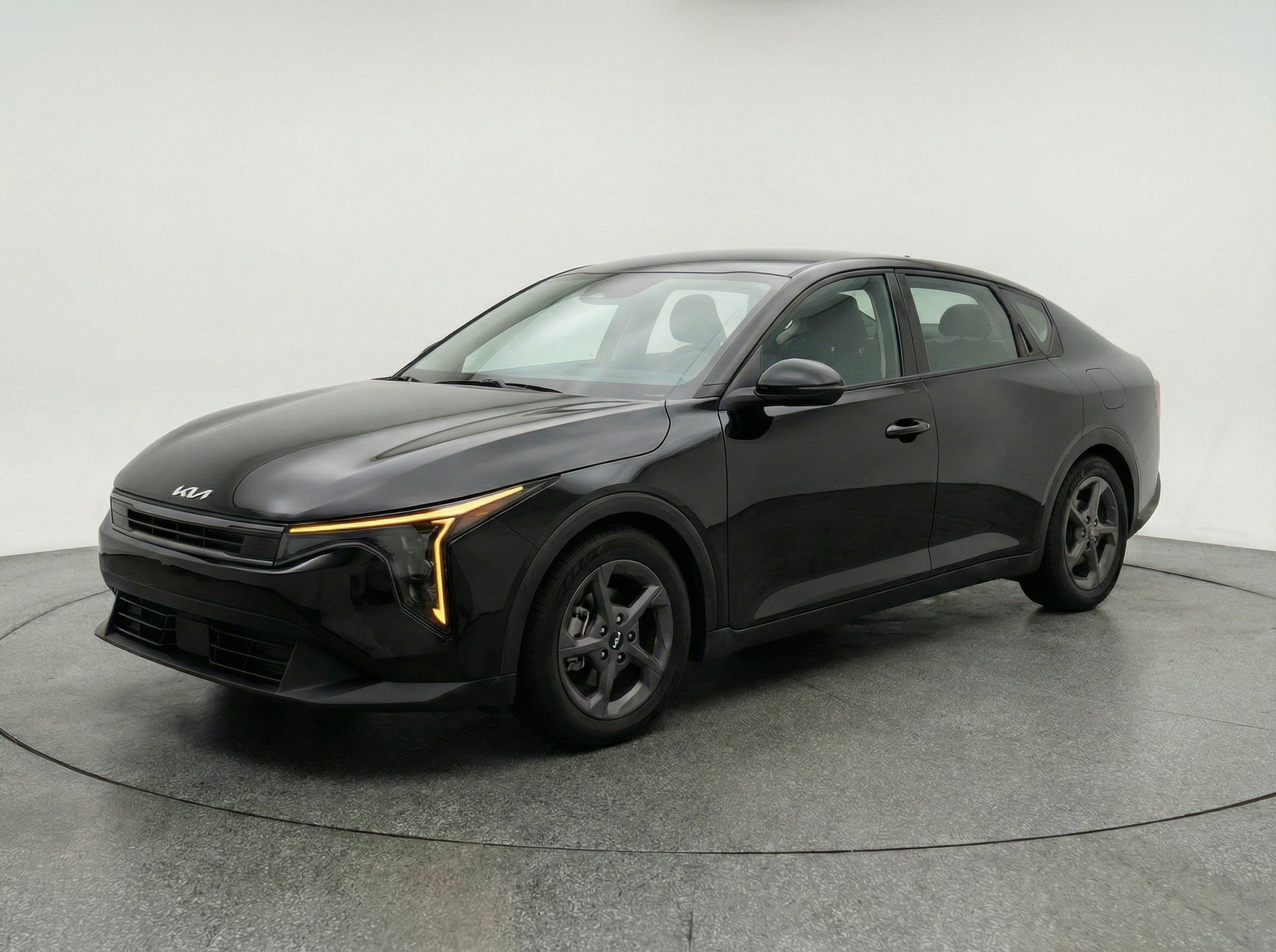 Thumbnail: 2025 Kia K4 - 3