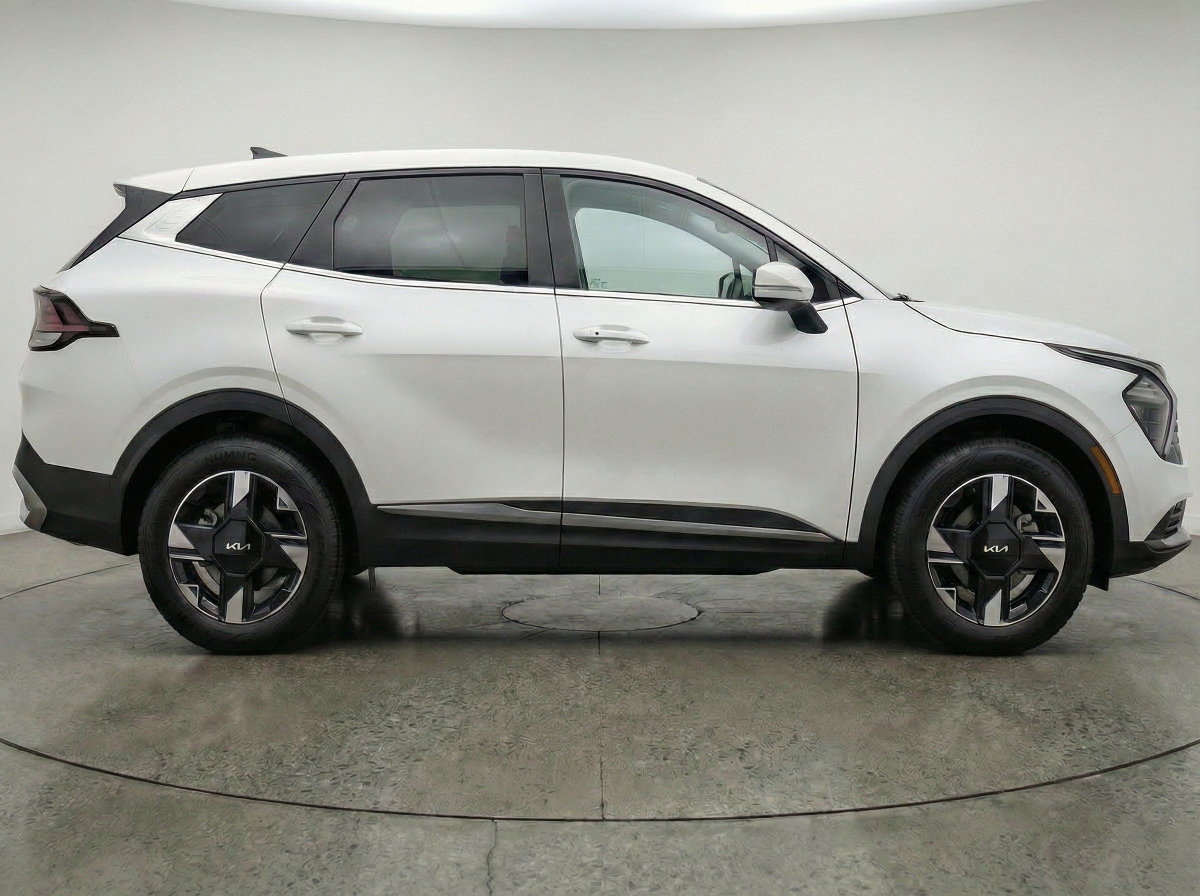 Thumbnail: 2026 Kia Sportage - 11