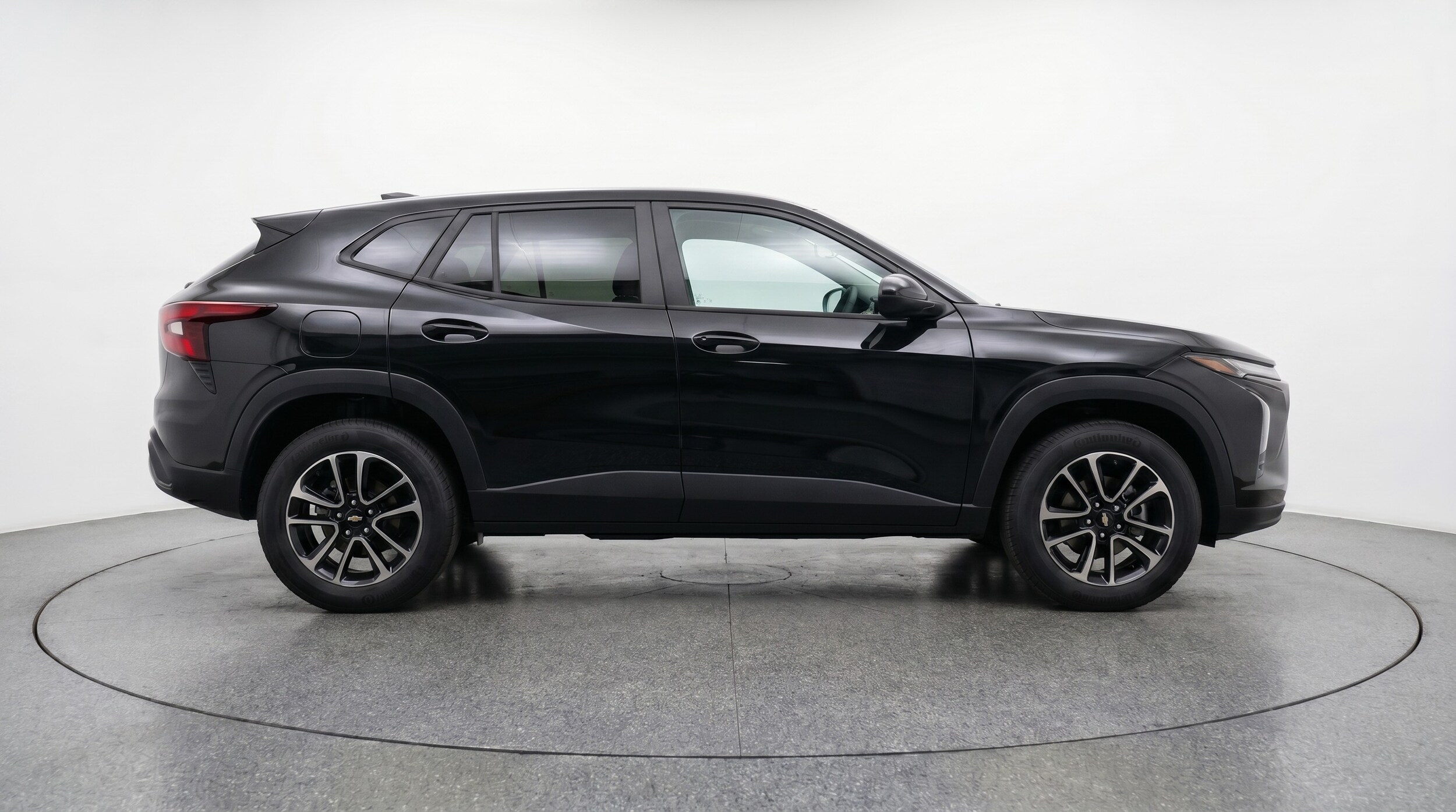 Thumbnail: 2025 Chevrolet TrailBlazer - 8