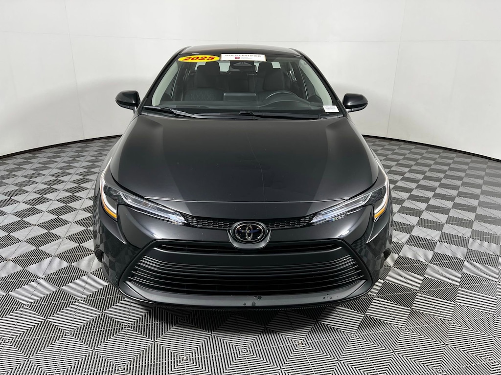 Certified 2025 Toyota Corolla LE Sedan