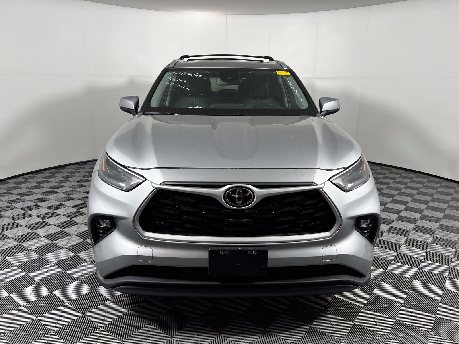 Used 2023 Toyota Highlander XLE SUV