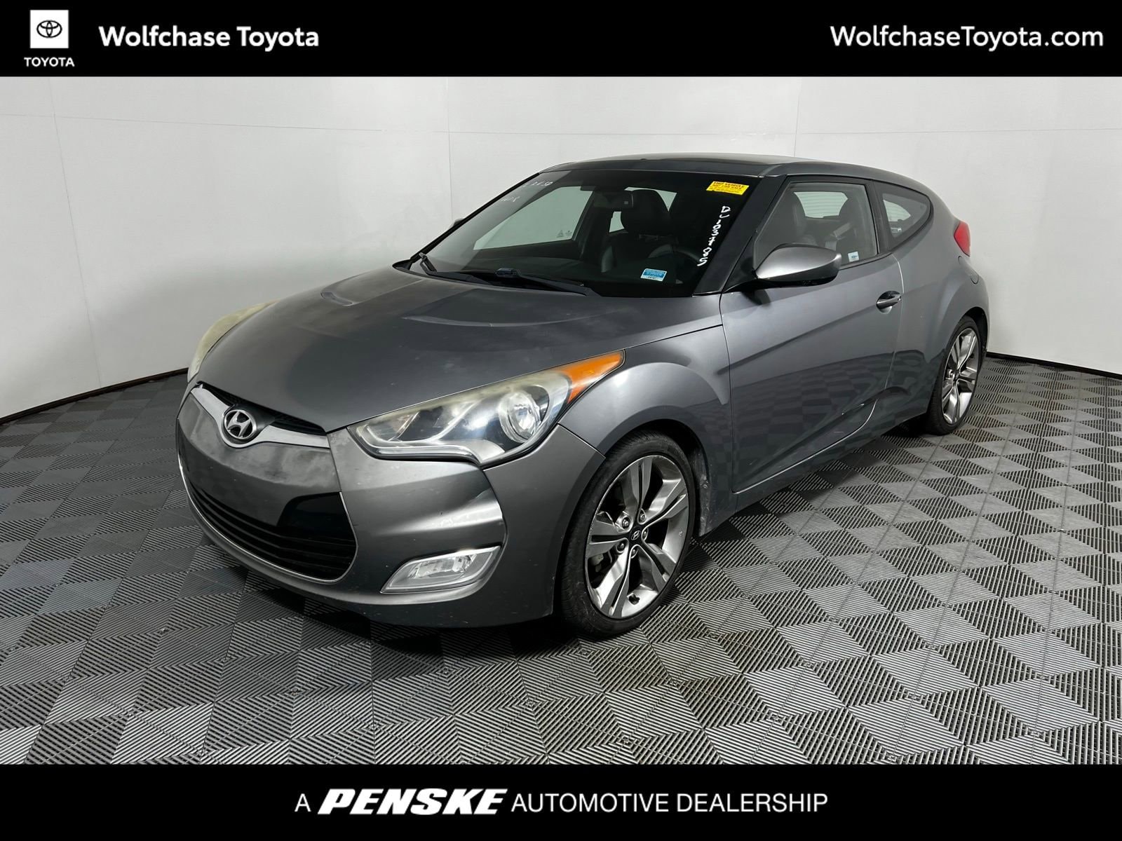 2013 Hyundai Veloster Base