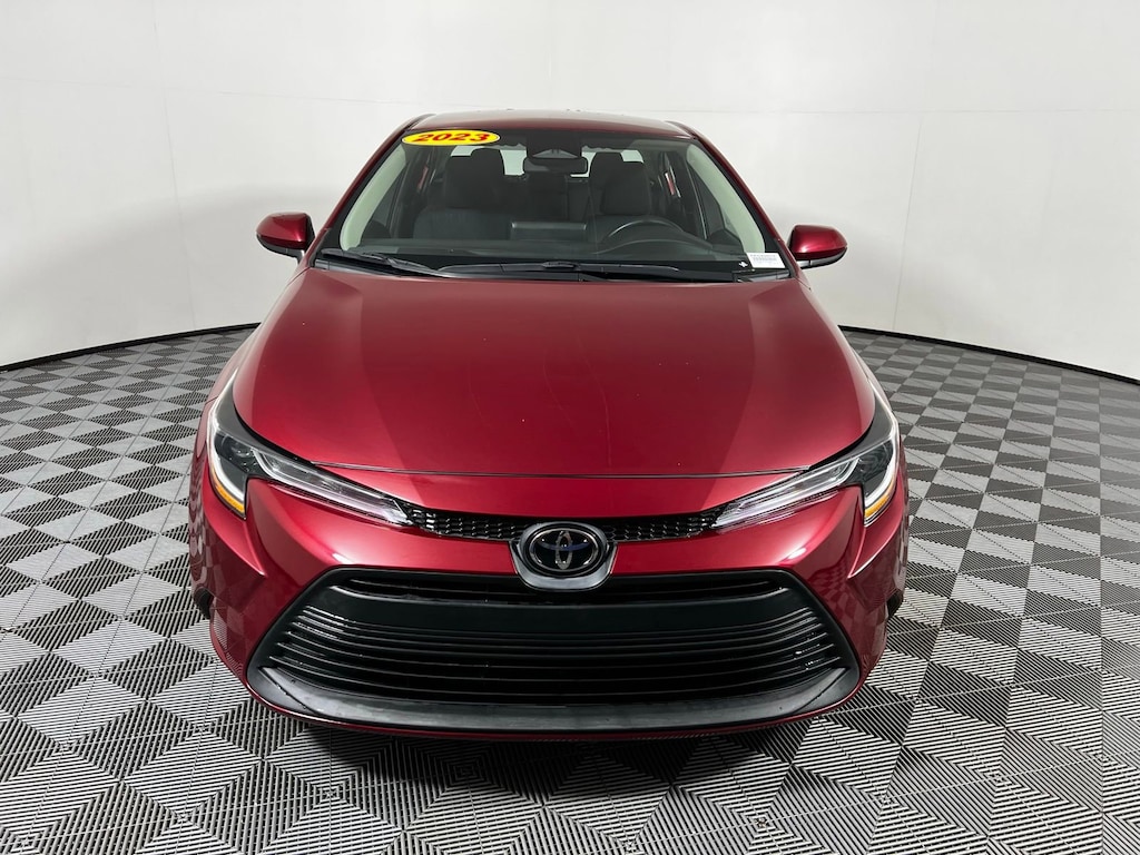 Used 2023 Toyota Corolla LE Sedan