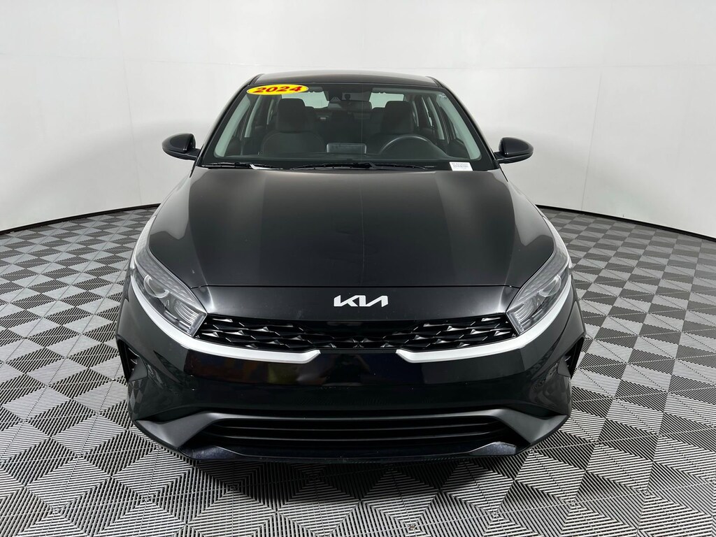 Used 2024 Kia Forte LXS Sedan