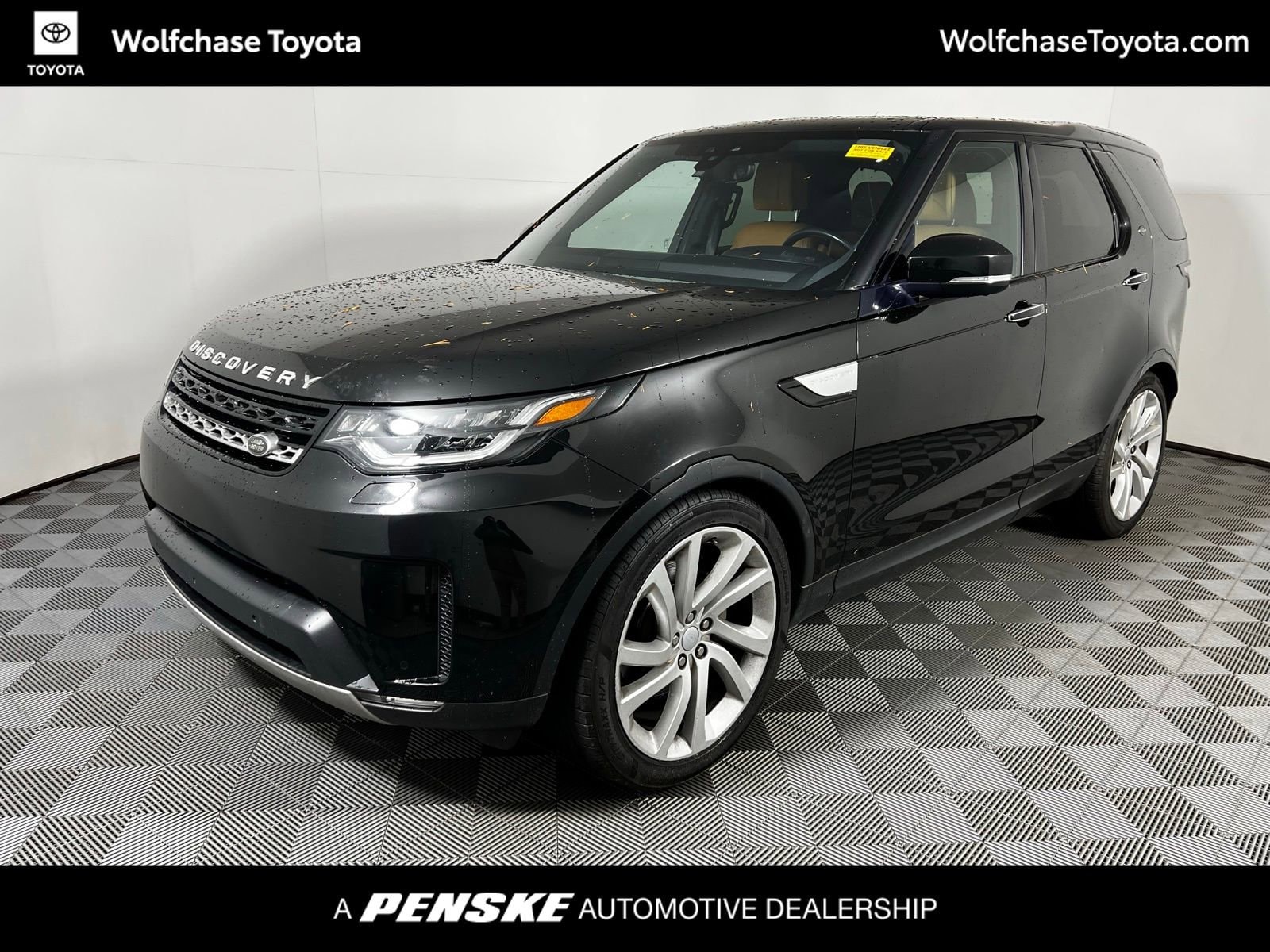 2017 Land Rover Discovery HSE LUX's photo