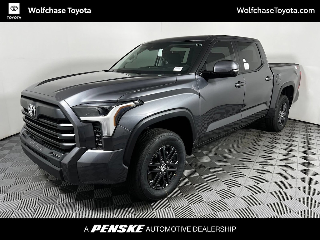 New 2026 Toyota Tundra SR5 SR5 CREWMAX 5.5
