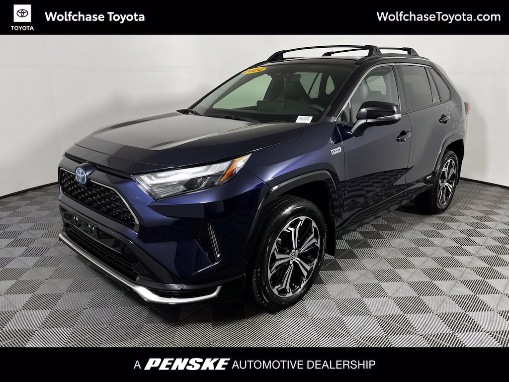 Used 2024 Toyota RAV4 Prime XSE SUV