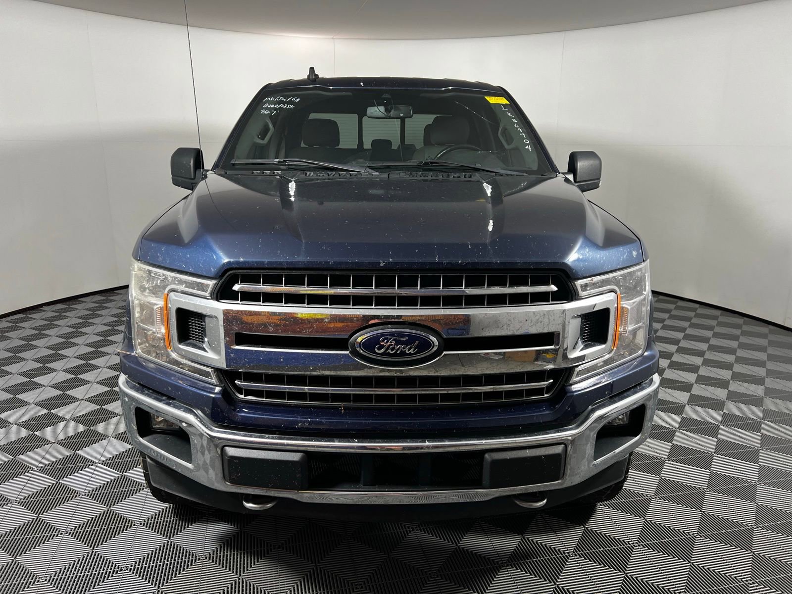 2020 Ford F-150 XLT photo 2