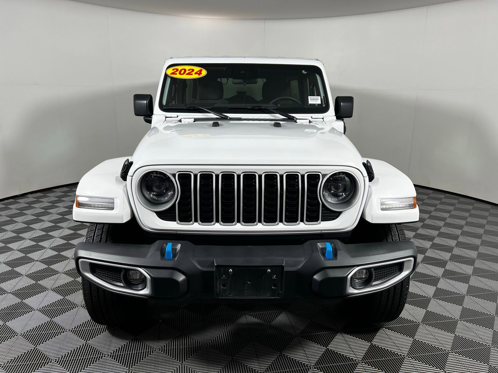 2024 Jeep Wrangler Sahara 4xe photo 2