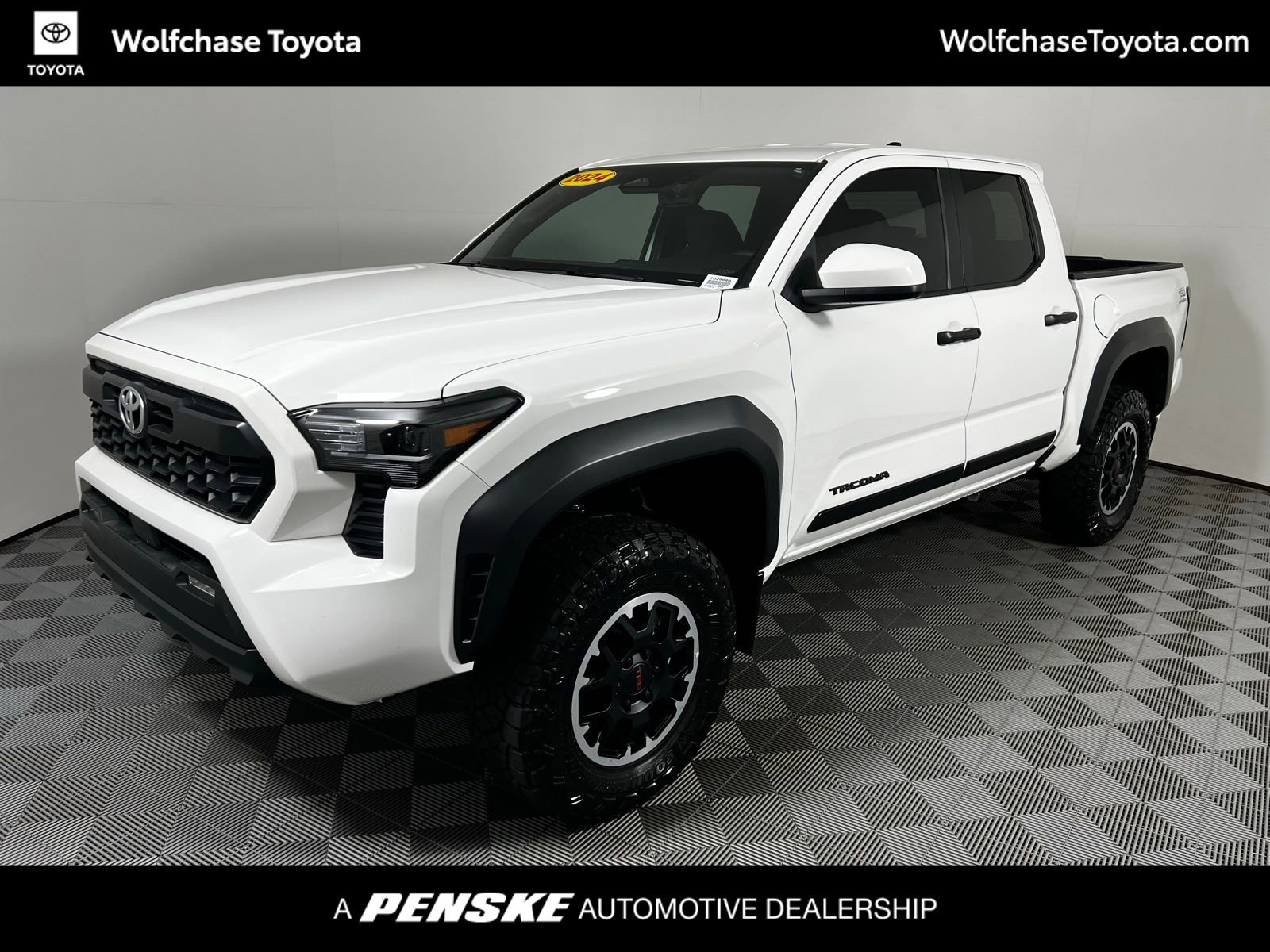 2024 Toyota Tacoma TRD Off Road's photo