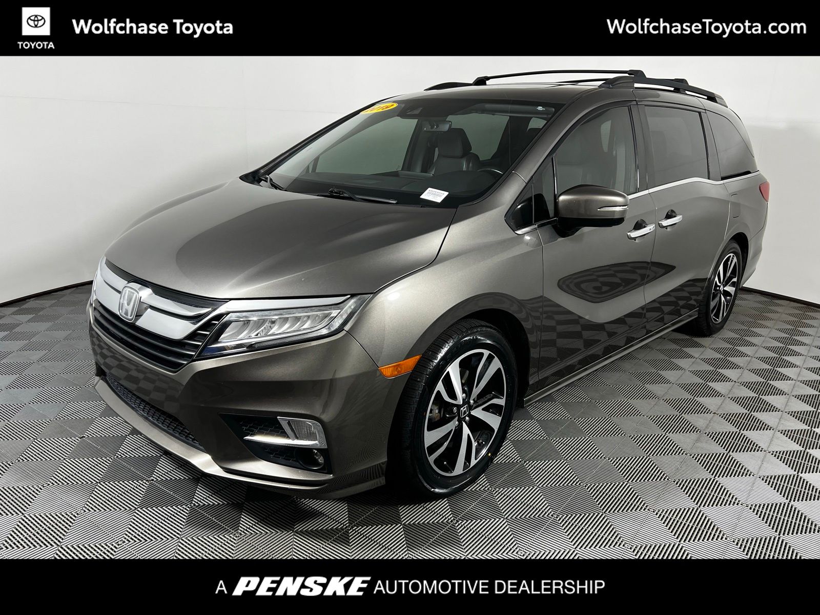 2019 Honda Odyssey Elite's photo