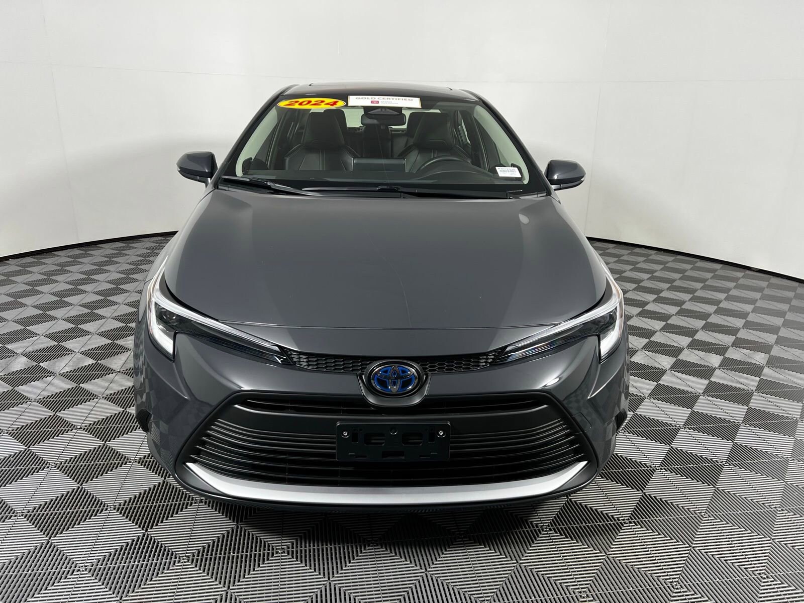 2024 Toyota Corolla XLE LE Premium SE photo 2