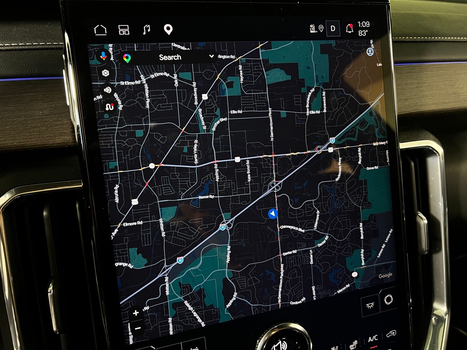 2024 GMC Acadia Denali - Photo 21
