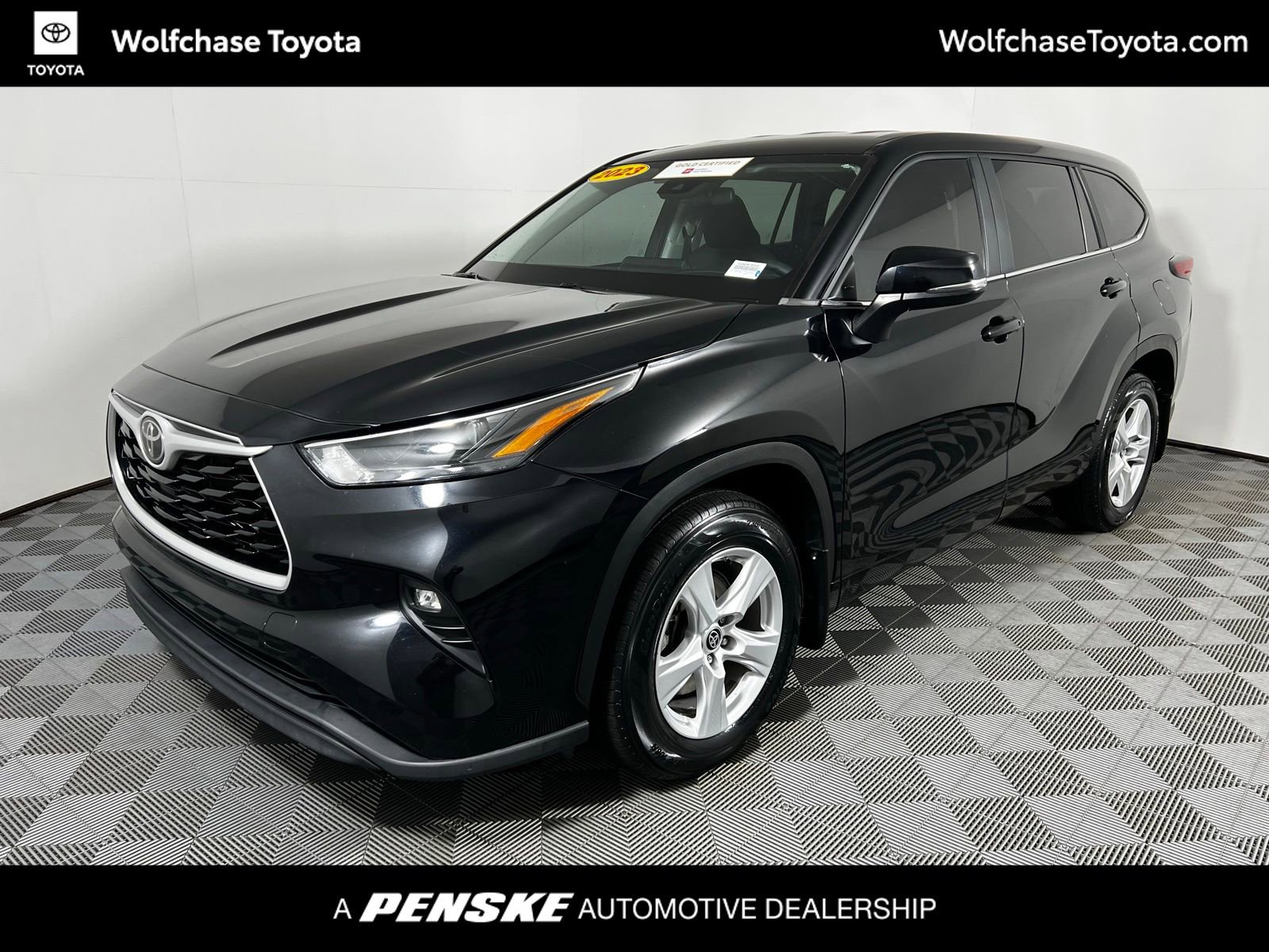 2023 Toyota Highlander L's photo