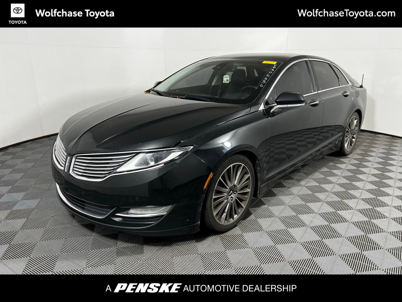 2014 Lincoln MKZ Base's photo