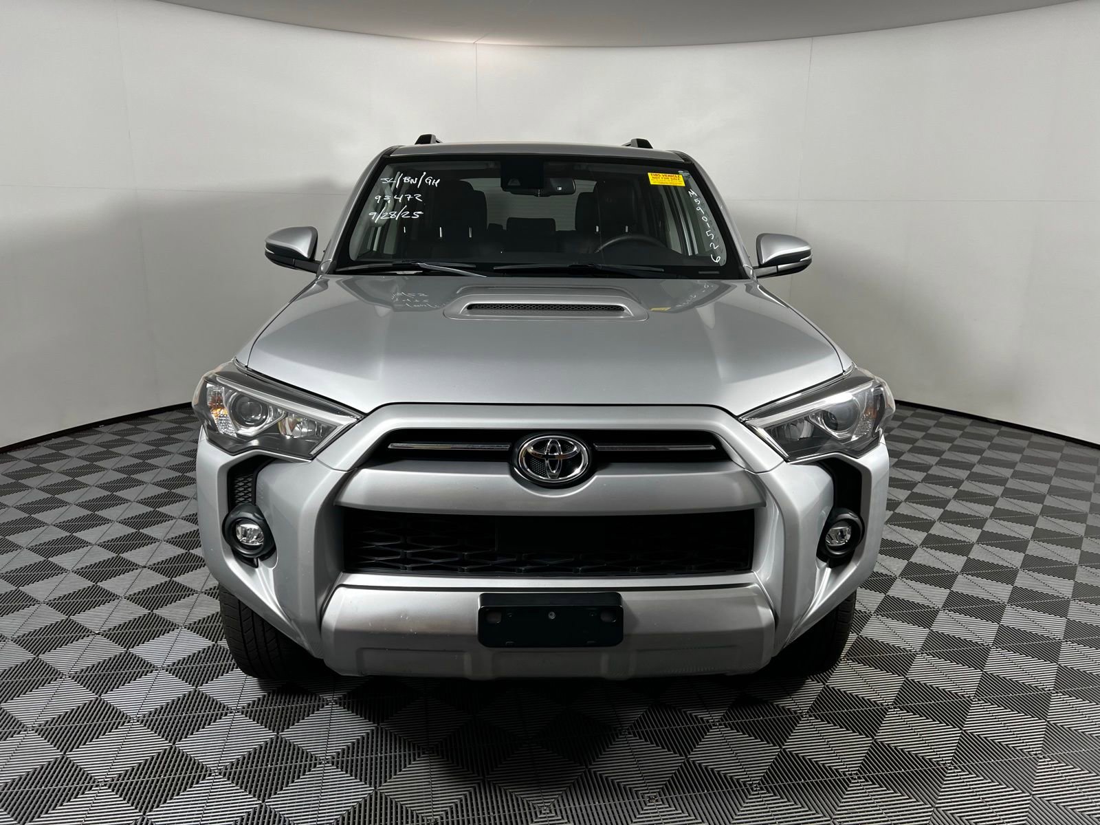2021 Toyota 4Runner TRD Off-Road Premium photo 2