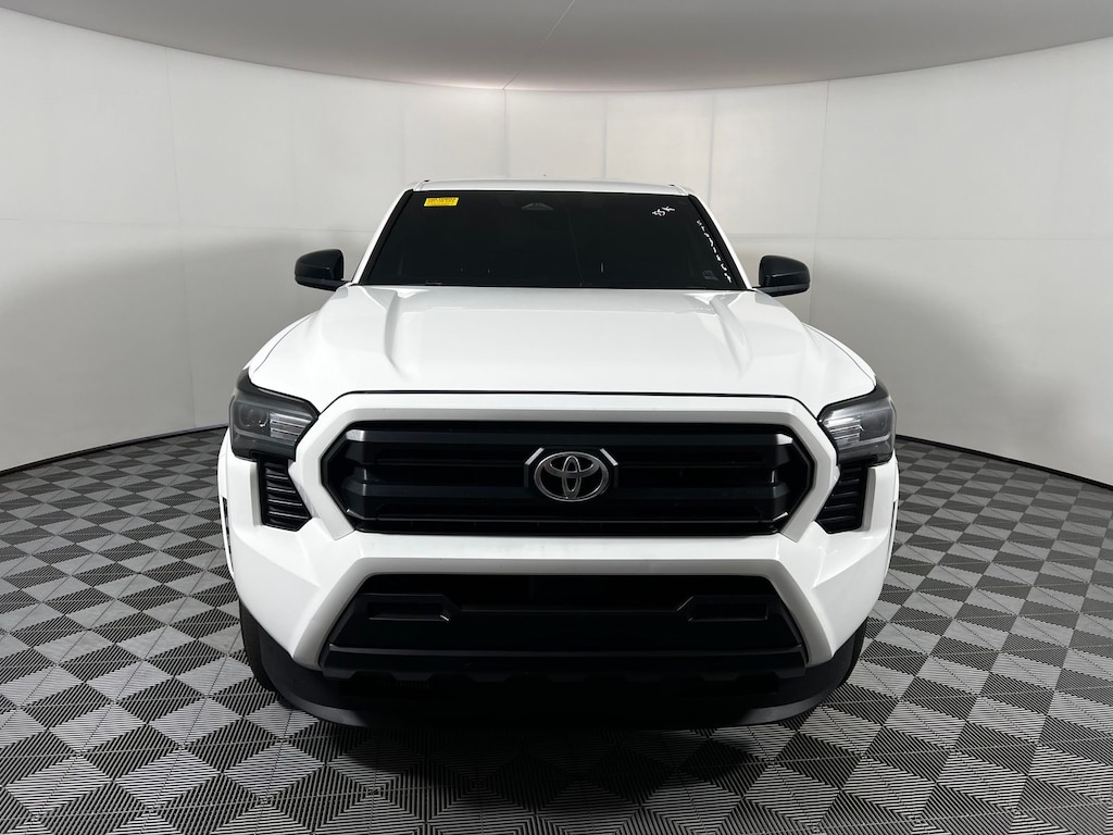 Used 2025 Toyota Tacoma SR Truck