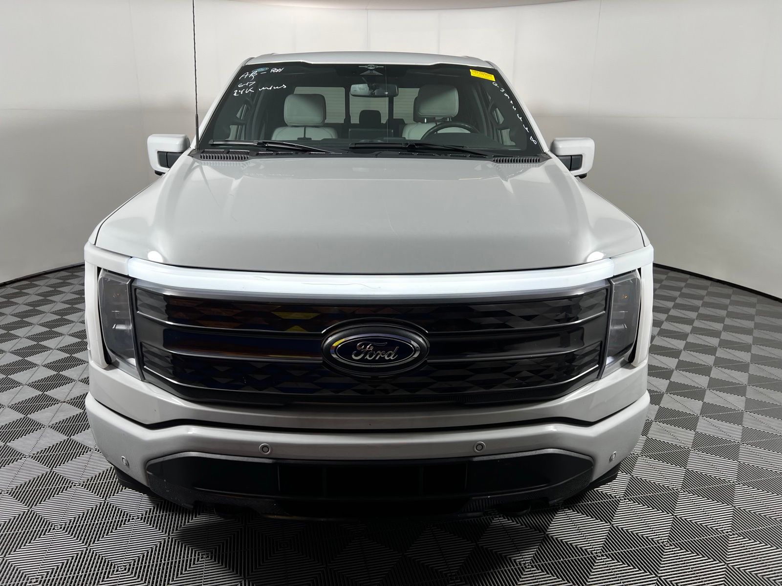 Used 2023 Ford F-150 Lightning Platinum with VIN 1FT6W1EV1PWG45668 for sale in Memphis, TN