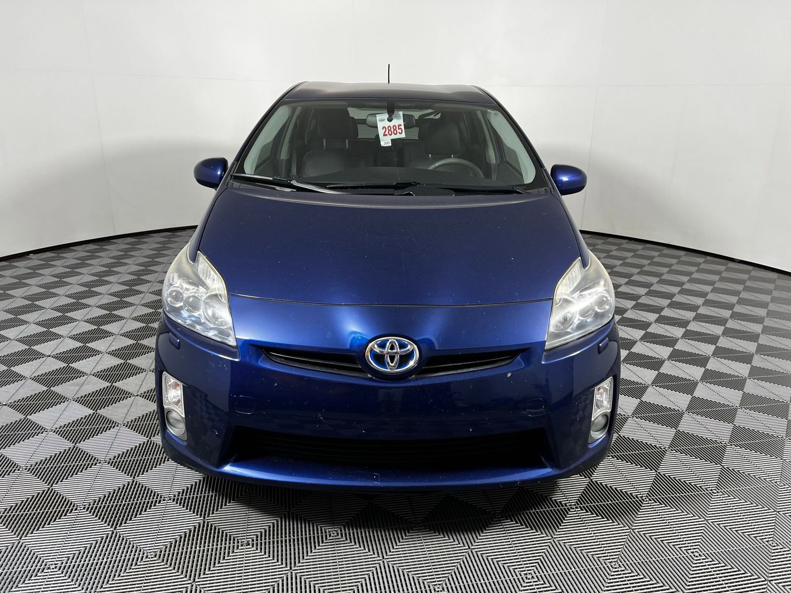 2011 Toyota Prius Five photo 2