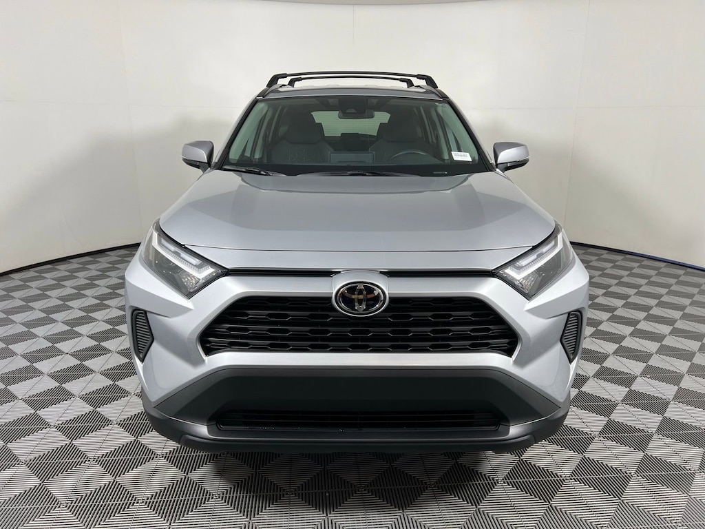 New 2025 Toyota RAV4 XLE XLE AWD SUV