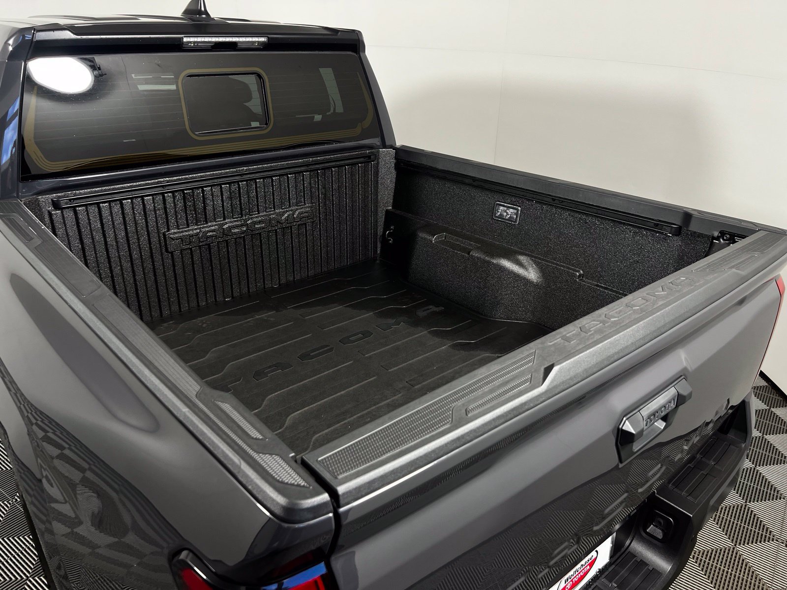 2026 Toyota Tacoma SR5 - Photo 20