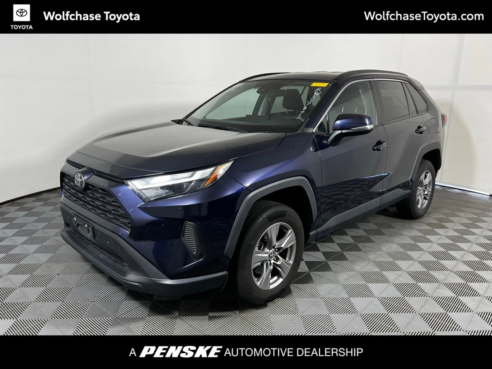 2024 Toyota RAV4 XLE FWD's photo
