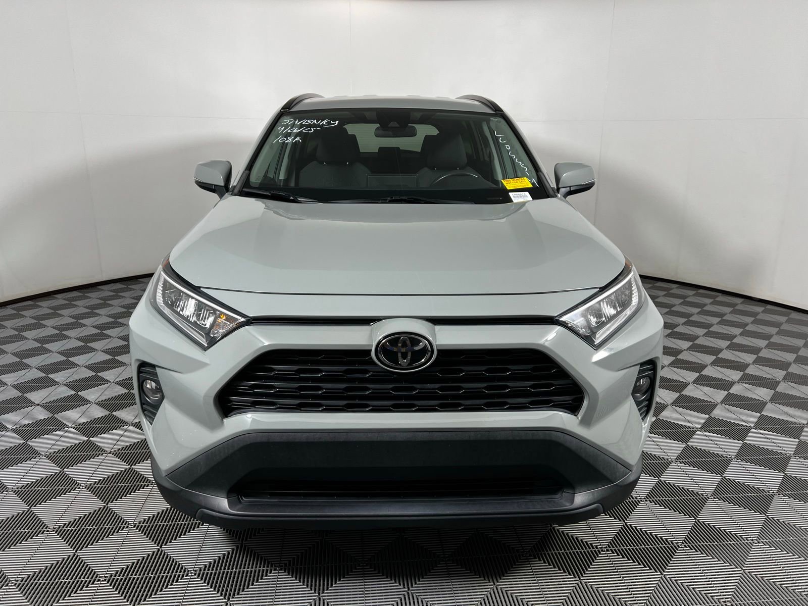 Used 2021 Toyota RAV4 XLE with VIN 2T3P1RFV1MW244342 for sale in Northfield, Minnesota