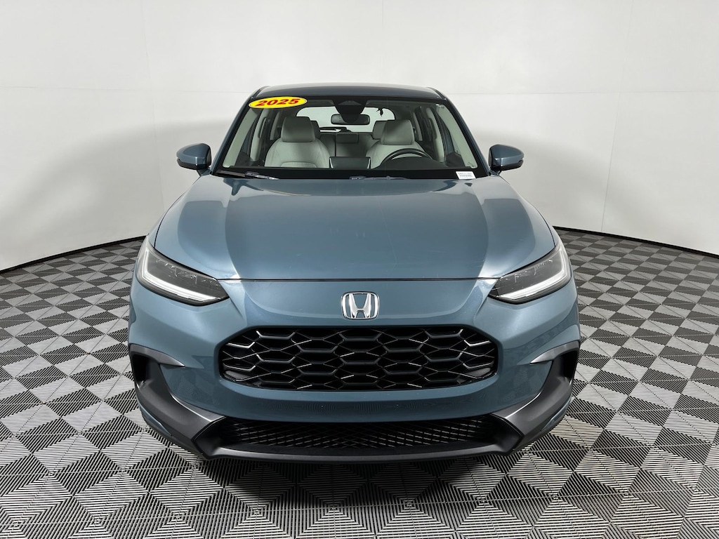 Used 2025 Honda HR-V LX SUV